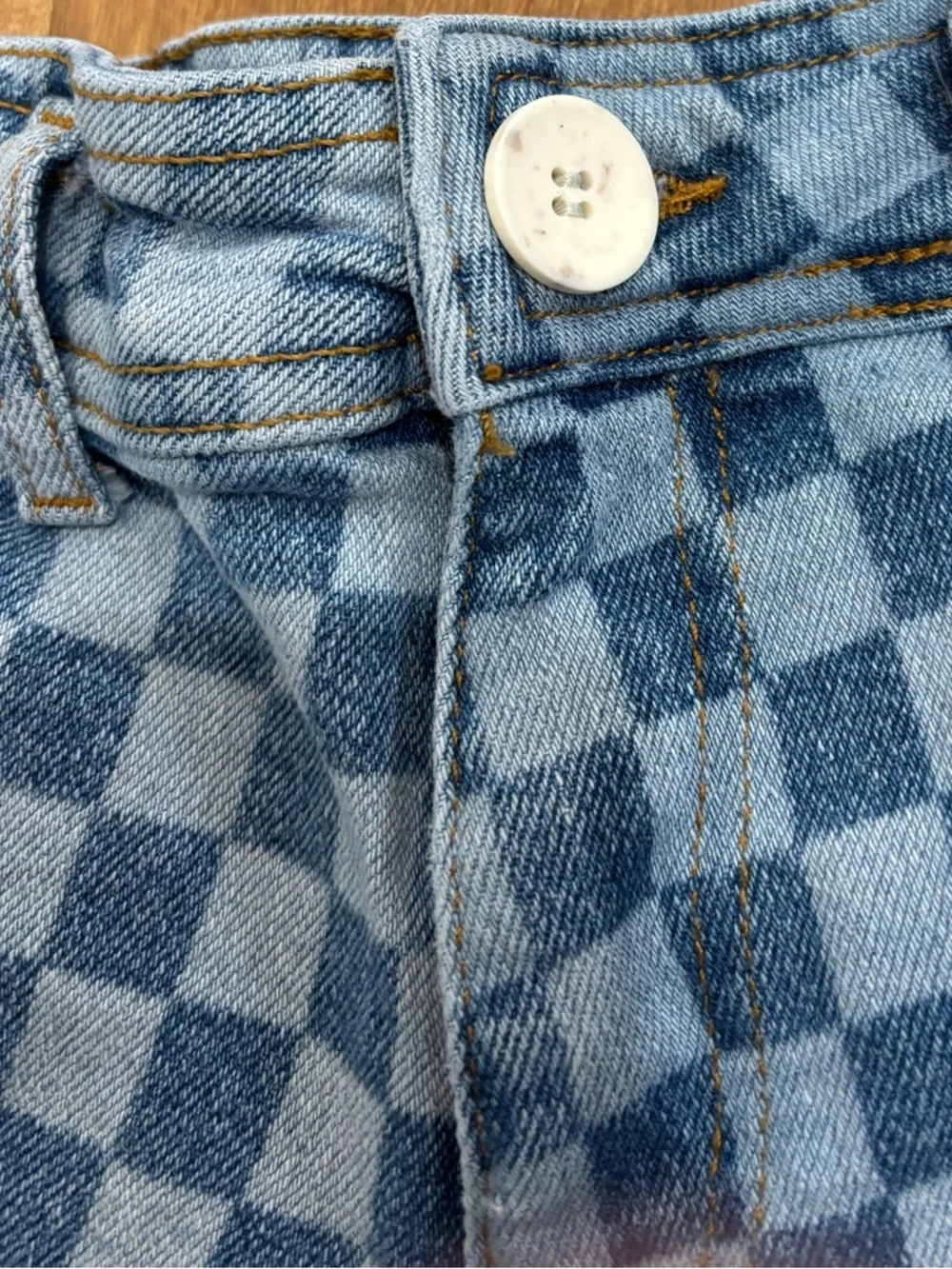 Zara Wide Leg Raw Hem Checkered Jeans - Picture 3 of 4
